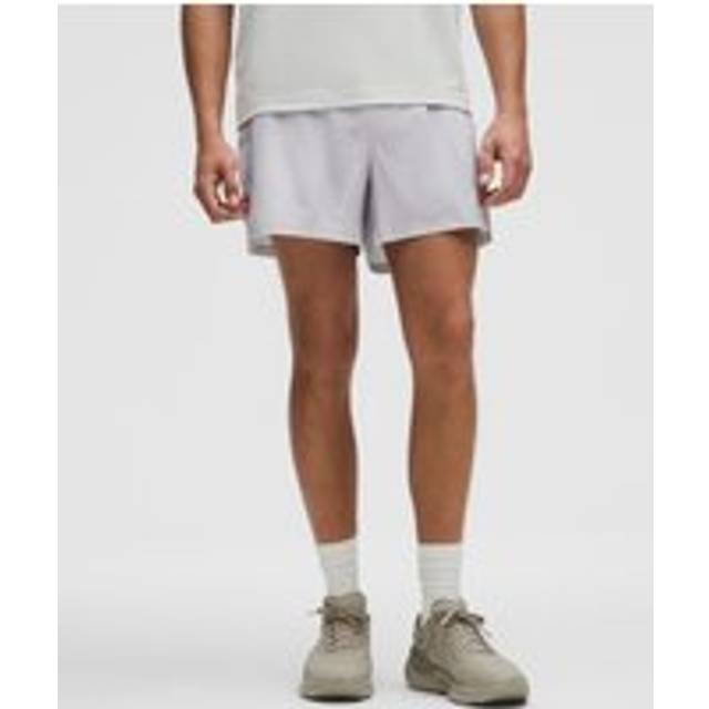 lululemon – Pace Breaker Shorts mit Liner für Männer – 13 cm – Größe XS in Speedwave Light Multi