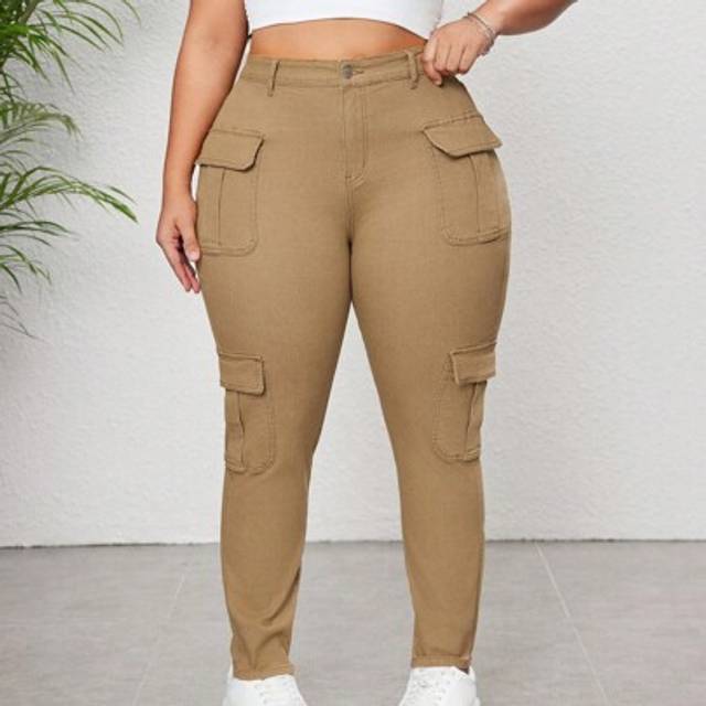 SHEIN Women&#39;s Plus Size Khaki Jeans High Stretch Denim Comfortable And Versatile Cargo Pocket Spring And Summer Jeans Slimming Tight Pants