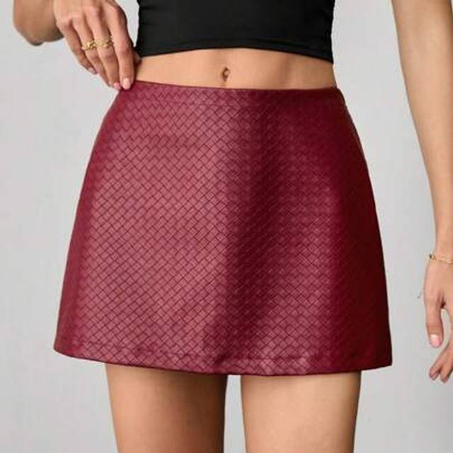 SHEIN Burgundy PU Material Mini Skirt, Perfect For Daily Outings And Commuting Wear