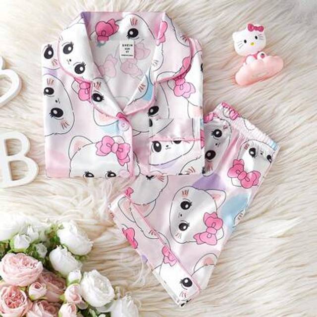 SHEIN 2pcs Young Girl Sweet Cute Cat Print Short Sleeve Shirt And Shorts Pajamas Set, Home Outfit