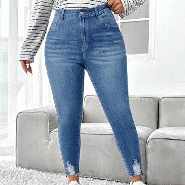 SHEIN Plus Size Casual Distressed Slim Fit Denim Jeans