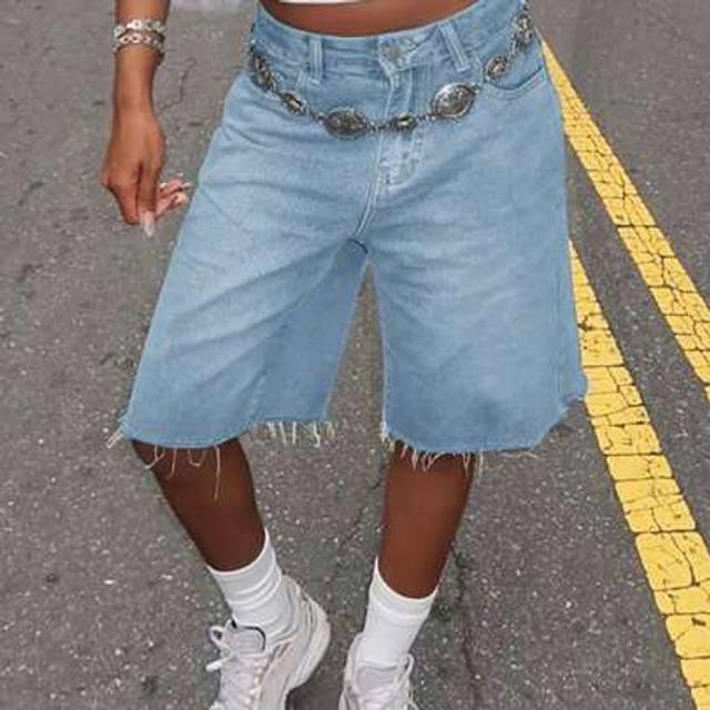 SHEIN Y2K Street Vintage Slant Pocket Distressed Ripped Raw Hem Wide Leg Bermuda Denim Shorts Knee Length Jeans Comfy Jorts For Music Festival