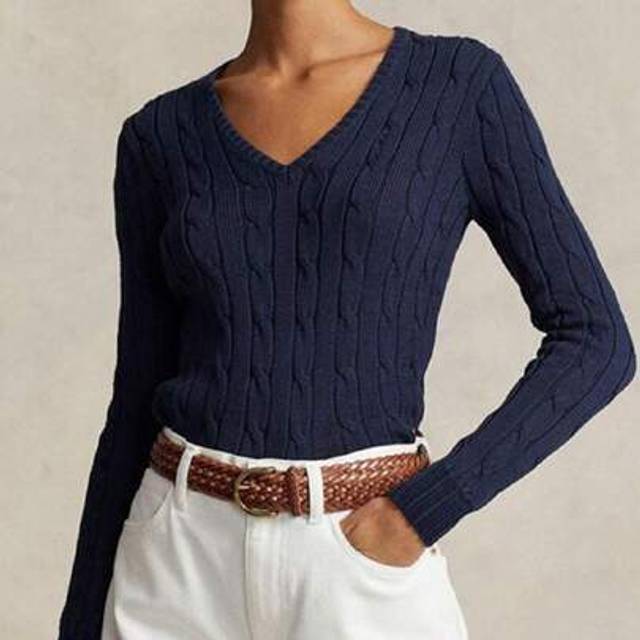 Apperloth A Women&#39;s Spring Casual Thin And Soft V Neck Long Sleeve Slim Fit Fitted Cropped Cable Knit Sweater Basic Pullover Top