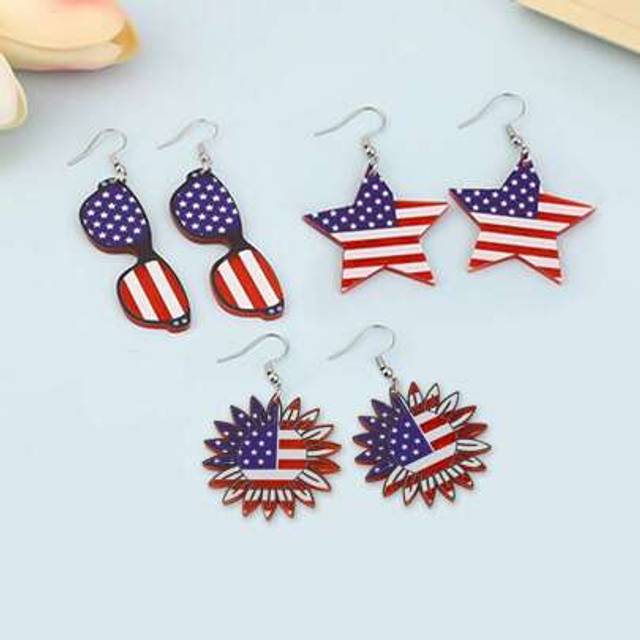 SHEIN 1 Pair Acrylic USA Flag & Star Patriotic Earrings, Creative Jewelry (Item Comes With Protective Film)