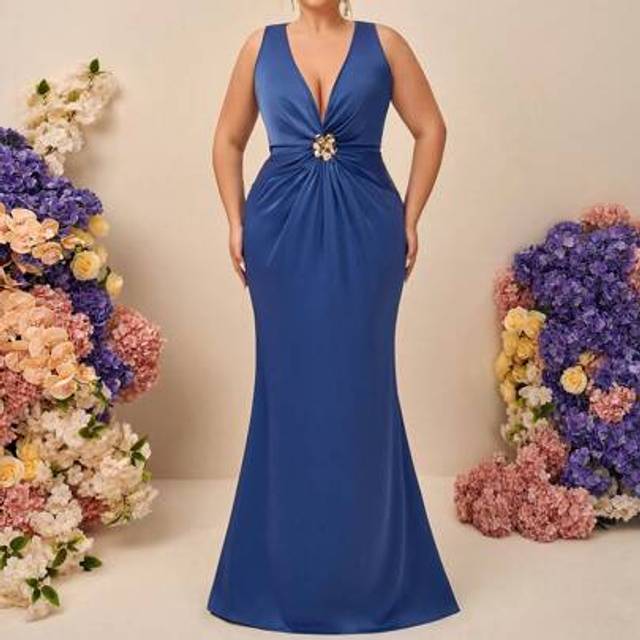 SHEIN Plus Size Elegant Dark Navy Blue Deep V-Neck Metal Decor Mermaid-Hem Bridesmaid Dress