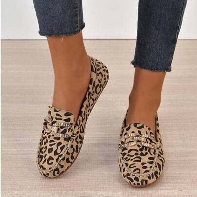 SHEIN Women&#39;s Leopard Print Flat Platform Loafers, Slip-On With Chain & Rhinestone Decor, Comfortable Casual Spring Shoes