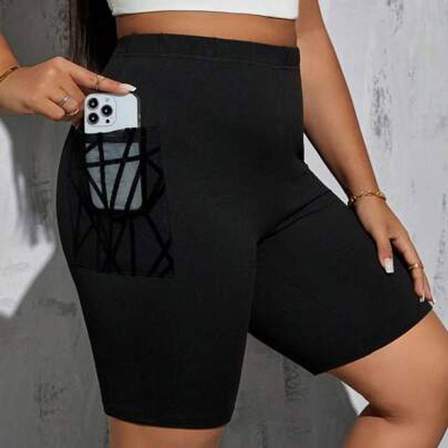 SHEIN Plus Size Women&#39;s Spring And Summer Fashion Leisure Sports High Elasticity Comfortable Basic Daily Versatile Slim Black Mesh Pocket Motorcycle Shorts