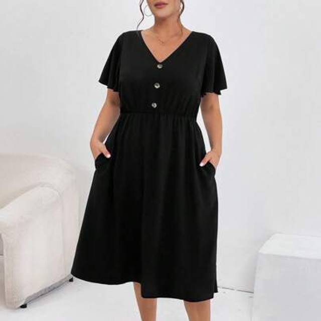 SHEIN Women&#39;s Plus Size Summer Casual Vacation Waist V-Neck Short-Sleeved Pocket Black Conservative Dress