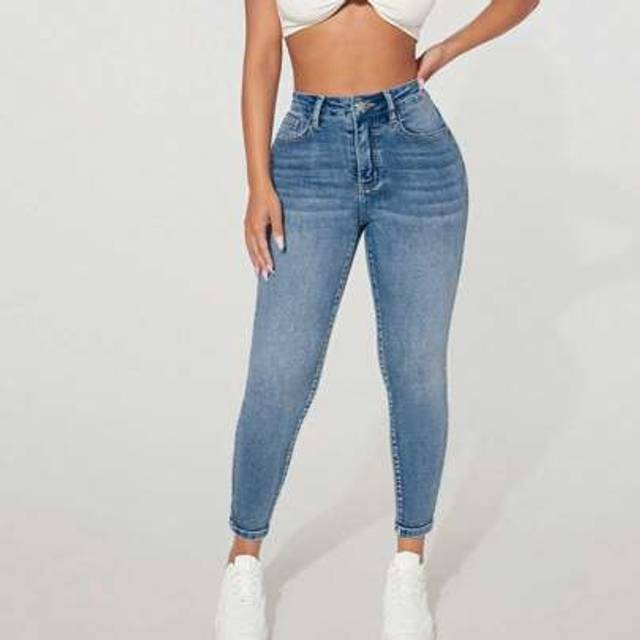 SHEIN Women&#39;s Pocket Design Fitted Casual Versatile Denim Jeans