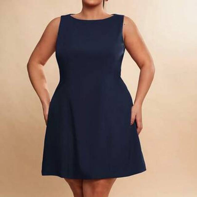 SHEIN Plus Size Women&#39;s Elegant Solid Color Sleeveless Bodycon Homecoming Dress,Birthday Dresses For Women,Summer Outfits For Women