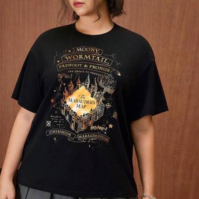 SHEIN Plus Size Marauder&#39;s Map Holographic Graphic Summer School Style Black T-Shirt