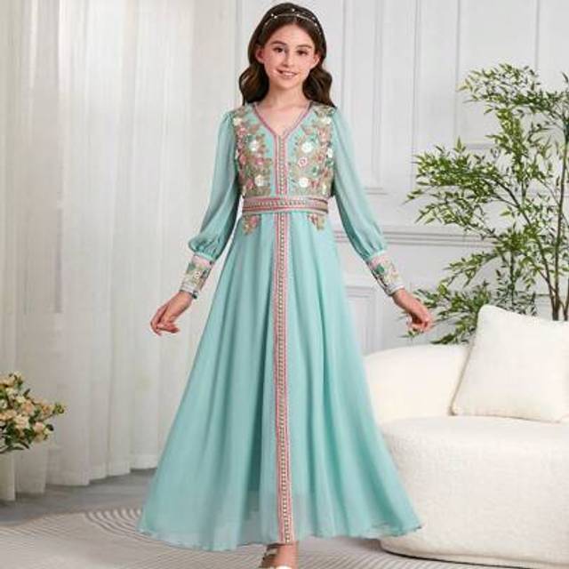 SHEIN Girls/Tweens Dubai-Style Embroidered Floral Robe, Travel/Vacation Dress