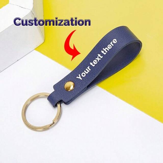 SHEIN 1pc Personalized Custom PU Leather Keychain, Business Gift Leather Keyring For Men And Women, Car Keychain, Waist Key Holder, Wallet Keyring, Bag Char