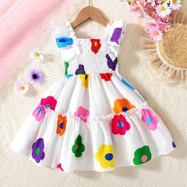 SHEIN Young Girl Casual Sports Woven All Over Floral Print Smock Sleeveless Dress, For Daily Outdoor Wear, Summer