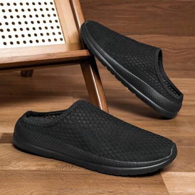SHEIN Men&#39;s Black Mesh Lightweight Slip-On Casual Sneakers, Fashion & Unique Personalized For Teens & Couples, Versatile Flat Shoes