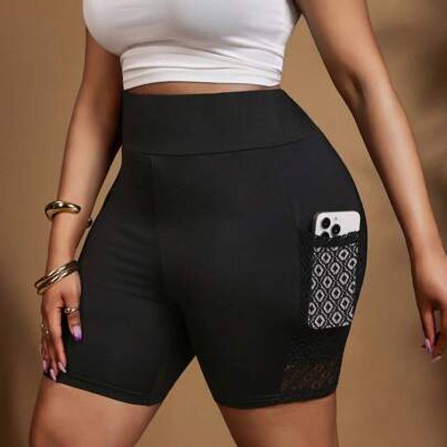 SHEIN Plus Size Women&#39;s Spring And Summer Gym Beachwear Summer Shorts New Fashion Casual Commuting Sports Design Stitching Hollow Lace Pockets Black Tight L