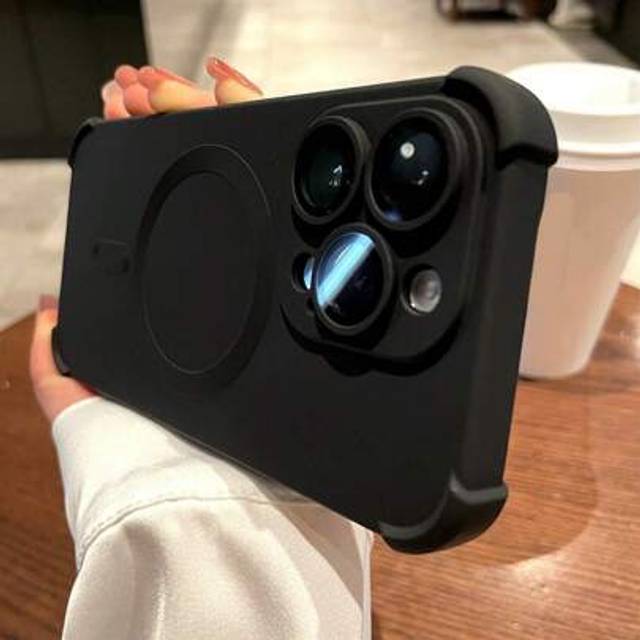 SHEIN Magnetic Silicone 4-Corner Shockproof Soft Phone Case Compatible With IPhone 16 15 13 12 14 Pro Max Plus For Compatible Wireless Charge Lens Protectio