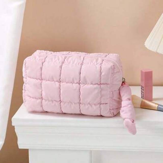 SHEIN Cute Soft Cotton Puffer Quilted Makeup Bag Puffy Padded Zipper Handbag Pouch Large Cosmetic Organizer For Women Soft Texture Makeup Pouch Quilted Padd