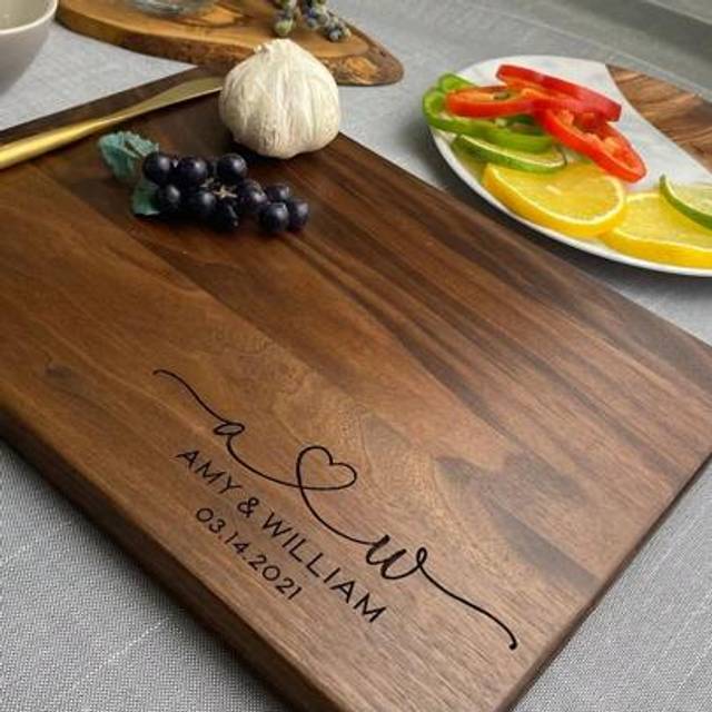 SHEIN 1pc 20x30cm Personalized Bamboo/Walnut Wood Cutting Board, Engraved Custom Chopping Board, Cheese Plate, Housewarming Gift, Wedding Anniversary, Kitch