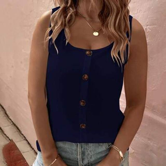 SHEIN Plus Size Women Button Decor Round Neck Camisole