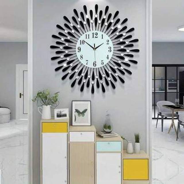 SHEIN Large Wall Clocks For Living Room Modern Metal Black Wall Clock Extra Large Diamond Jeweled Wall Clock 23.6inch/60cm 3D Handcrafted Design Art Sunflow