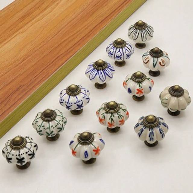 SHEIN 6pcs Vintage Ceramic Knob, Blue & White Pumpkin Shaped Cabinet Knob/Drawer Pull Handle, Furniture Hardware Suitable For Cabinet, Drawer, Wardrobe
