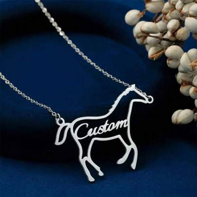 SHEIN Customized Jewelry Personalized Horse Name Necklace, Suitable For Both Boy And Girl, Mother&#39;s Day Gift, Birthday Gift, Charm Necklace, Personalized Ac
