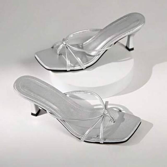 SHEIN Women&#39;s Silver French Square Toe Multi-Strap Knotted Thong Design High Heel Sandals, Fashionable Minimalist Elegant Style, Suitable For Dress, Parties