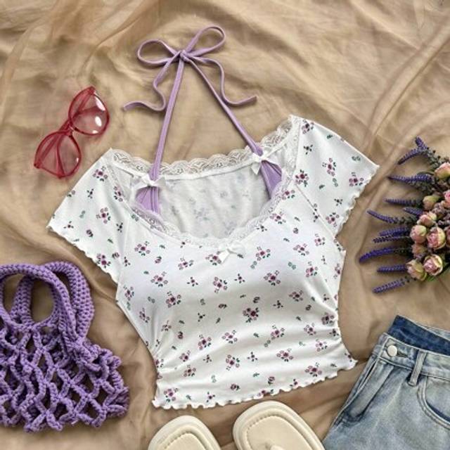 Soleia Women&#39;s Vintage Red & White Ditsy Floral Lace Trim Mixed Color Halter T-Shirt, Cute Bow Accent Mock 2-Piece Casual Vacation Summer Tee