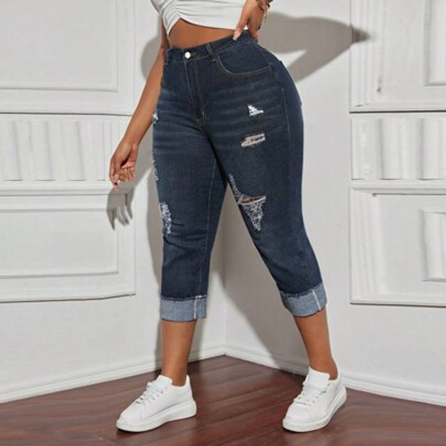 SHEIN Plus Size Women Distressed Hem Versatile 7/8 Length Denim Jeans Summer Outfits Cool Touch