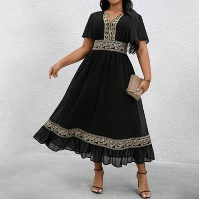 SHEIN Plus Size Women&#39;s Casual Chinese Style Dress, Versatile For Party, Gathering, Street Wear, Resort Style, Suitable For St. Patrick&#39;s Day, Easter, Valen