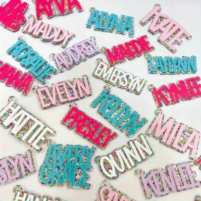 SHEIN Personalized Flash Name Keychain - Bright Acrylic Label With Custom DIY Letters, Perfect For Backpacks And Diaper Bags - Colorful, Sparkling Design Wi