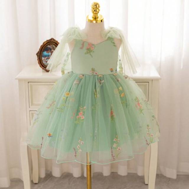 SHEIN Mother&#39;s Day Gift Mommy And Me Outfits Flower Girl Birthday Party Wedding Festival Dress Dress Girl Child Strap Green Mesh Bow Front Bow Embroidered M