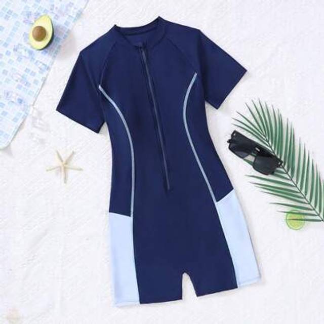 SHEIN Teen Girl Knit Spliced Color Block Halter One-Piece Swimsuit