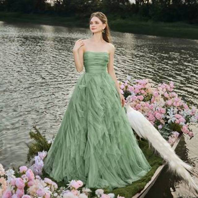 SHEIN Romantic Strapless Wedding Dress Bridal Gown With Layered Ruffled Tulle Dress & A-Line Silhouette - Perfect For Classic Weddings, Graduation Dress, Ev
