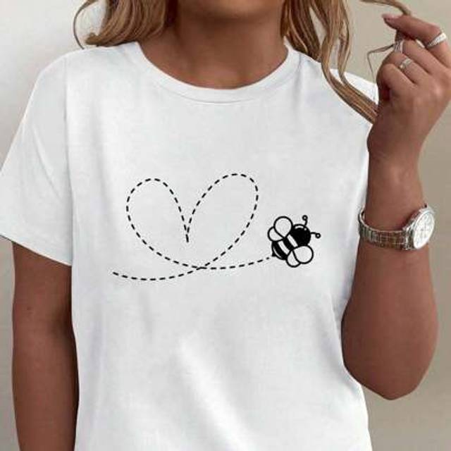 Calvaya Plus Size Women&#39;s Honeybee Heart-Shaped T-Shirt, Cute Printed Round Neck Short Sleeve, Animal Lover Top Graphic Tees Women Tops