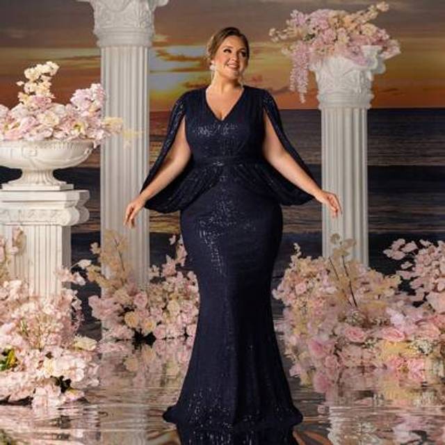 SHEIN Plus Luxury Sequined Fishtail Bridal Mother Formal Gown With Open Sleeve Slits - Perfect For Weddings, Red Carpet Events & Family Dinners