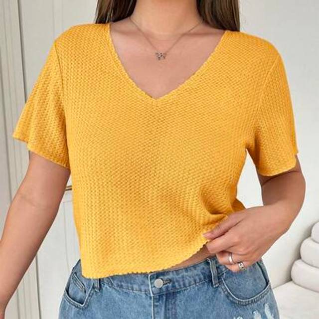 SHEIN Plus Size Solid Color Sheer V-Neck Short Sleeve T-Shirt,Suitable For Summer