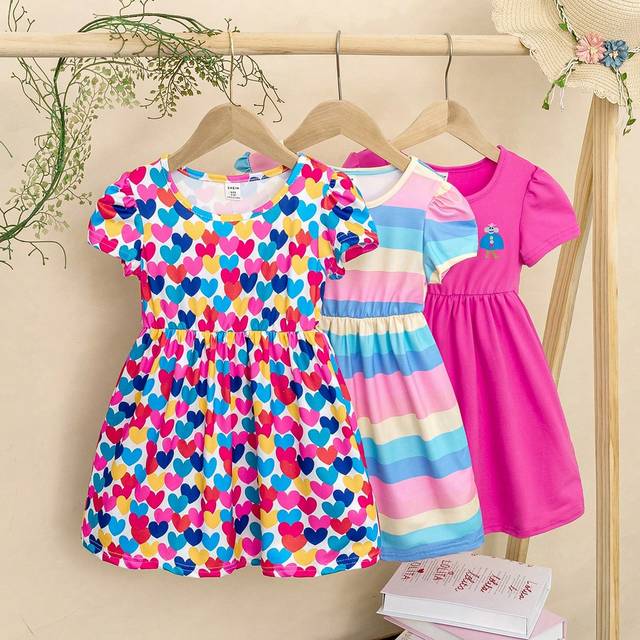 SHEIN 3pcs/Set Baby Girl Casual Colorful Striped Heart Print Crew Neck Dress With Hat