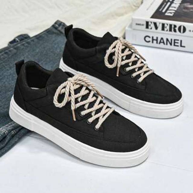 SHEIN New Korean Style Men&#39;s Casual Sneakers, Mesh Upper Breathable & Comfortable Skateboarding Shoes, Flat Bottom, Suitable For Daily Wear