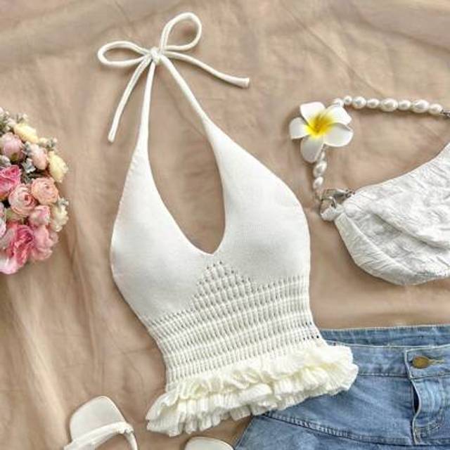 Soleia Plus Size Women&#39;s Sexy White Knit Halter Neck Sleeveless V-Neck Ruffled Hem Vacation Sweater Vest