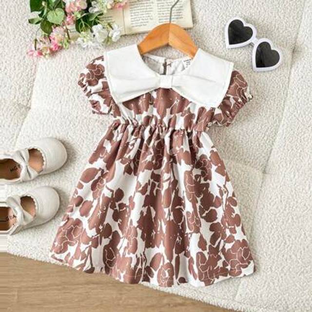 SHEIN Baby Girl 0-3 Years Old Elegant Country Style Little Princess/Young Lady Black & White Leaf Shadow Pattern Bow Collar Puff Sleeve Knee-Length Dress, S