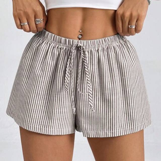 SHEIN Women&#39;s Striped Low-Rise Shorts For Summer Vacation Beach