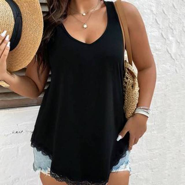 SHEIN Plus Lace Panel Tank Top