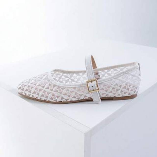 SHEIN Women&#39;s Fashion Square Toe Casual Party Office Buckle Decor Breathable Woven Hollow Mesh Slip-On Flat Loafers, Apricot
