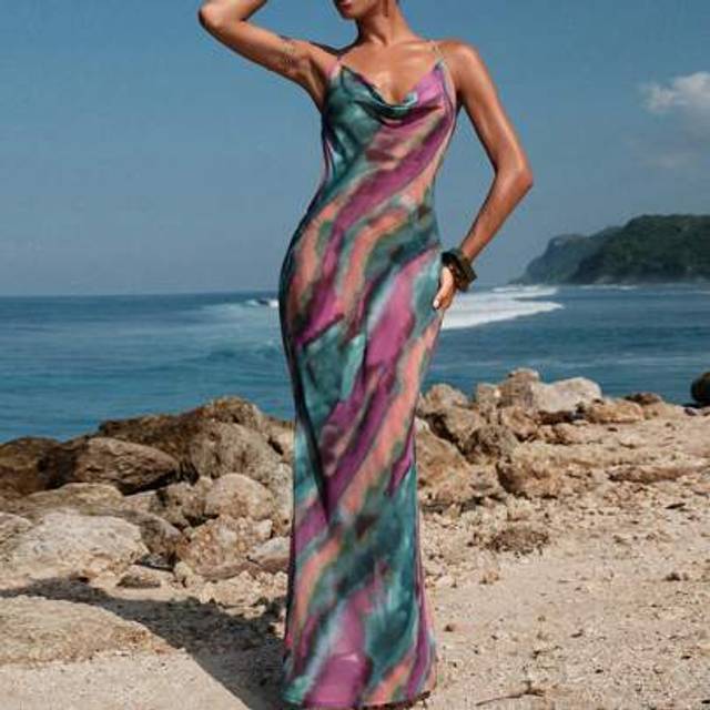 Opulessa Summer Beach Vacation Holiday Outfits Woven Print Plunging Backless Dress For Women