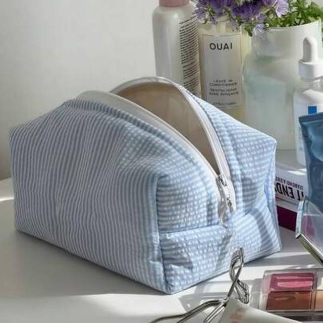 SHEIN Stripped Pattern Fluffy And Soft Women Makeup Bag Travel Zipper Cosmetic Bag Storage Pouch Cute Gingham Toiletry Bag