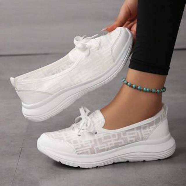 SHEIN New Style Mesh Casual Sneakers Women&#39;s Spring/Summer Flat Plain White Lace-Up Loafers, Versatile Low Vamp Women Shoes Size 35-42