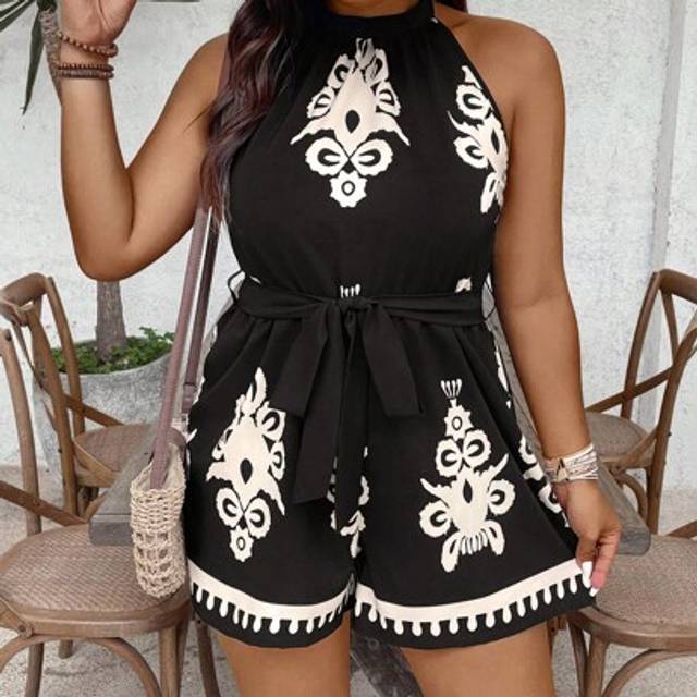 SHEIN Plus Size Women Floral Print Tie Front Halter Jumpsuit Romper