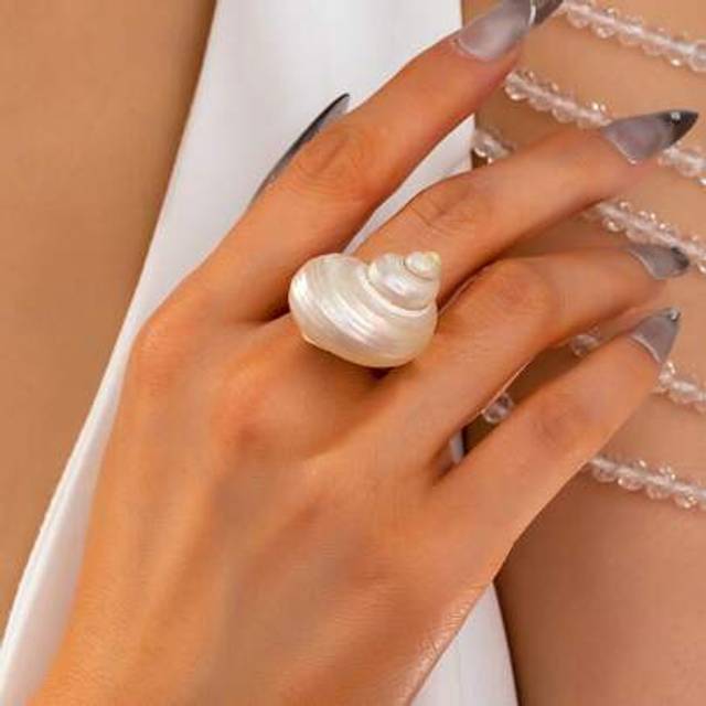 SHEIN 1 Pc Summer Shell Ring Jewelry Sea Snail Conch Rings For Women